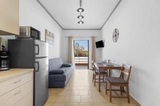 Seafront Apartment in Chania 6 - 5