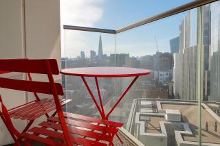 Still Life Aldgate Deluxe - Londra - 1