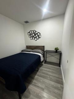 Santuaria Hollywood - 1