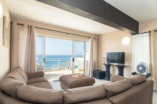 Pebble Beach 13 - Ballito - 7