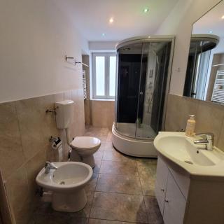 Central Budget Accomodation 2 - Bucharest - 2