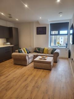 73 - 3 bed Stylish Boutique Apartment - Ramsgate - 1