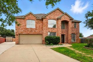 Luxury 6BR Retreat Pool Hot Tub Cinema & Game Room - Haltom City - 7
