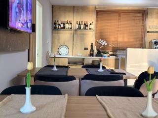 Amaris Seaview Rooms & Apartments - Vlora - 8