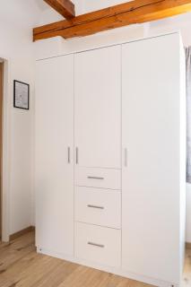 Comfortable Stay for Families and Business Travelers - 5 Guests, Fast WiFi, Near Station - Leoben - 1