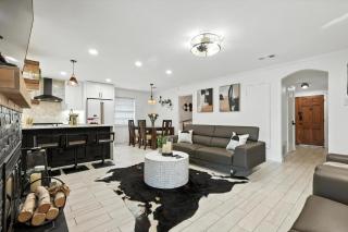 Amazing 4BR 2Bath Home w Hot Tub Pool & Game Room - Garland - 7