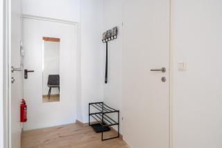 Comfortable Stay for Families and Business Travelers - 5 Guests, Fast WiFi, Near Station - Leoben - 7