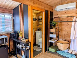 Log Cabin - Rainham - 1