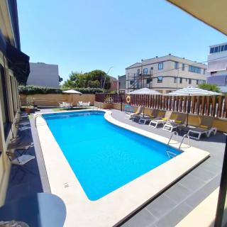 Hotel 153 - Castelldefels - 8