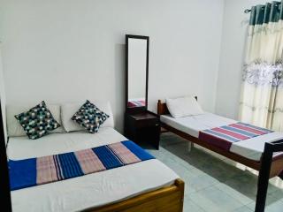 VD Rest Gampola - Gampola - 1