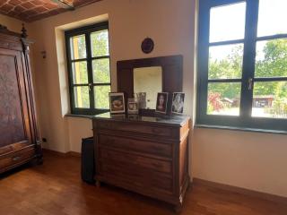 Charming Italian Home sleeps 6 Cantarana - - 6