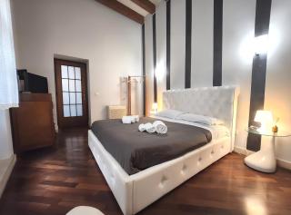 Maniace home - Syracuse - 4
