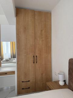 Apartment AB - Bar - 8