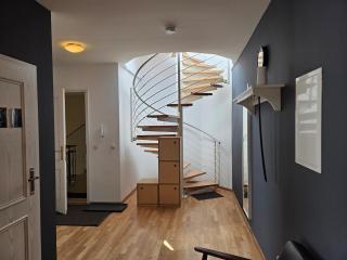 Penthouse in the Neustadt - 8