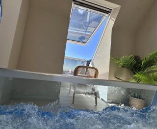 AMMG Tour Marina – Suites Signature | Vue Mer Panoramique, Jacuzzi & Design - Calais - 7