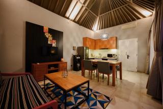 Urban Villas 5BR - Legian - 8