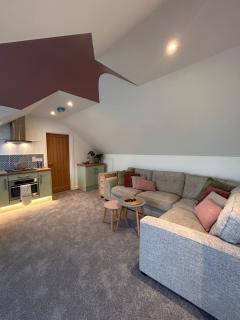 Coastal Escape with Ocean and mountain views - - 0