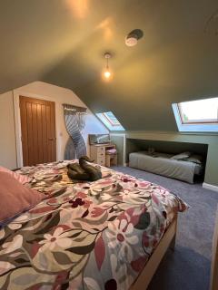 Coastal Escape with Ocean and mountain views - - 2