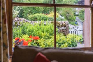 Quince Cottage - Cosy Country Cottage - Clifton - 1