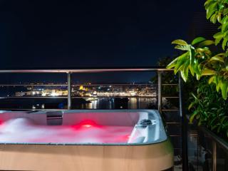 Knights 1500s Palazzino in Valletta - Seaview Rooftop Jacuzzi lounge - Valletta - 3
