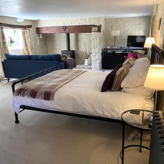 Huberts, - Wedmore - 9