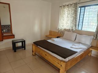 Gauri Resort - Pune - 9