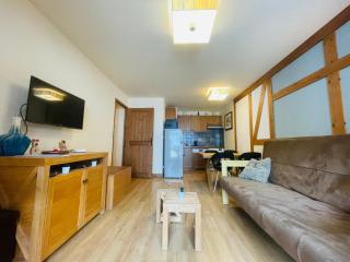 Appartements - PISCINE INTÉRIEURE Sauna - PARKING Privé Étage 1 - Centre Village - Résidence Cami Réal - avec LINGE et MÉNAGE de fin de Séjour Compris - 7