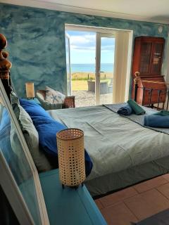 Seaside Chill - Carrick - 4