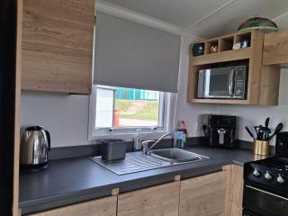 OHana Caravan Crimdon Dene - Hart - 8