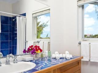 Beachfront Villa Overlooking Chalk Sound - Providenciales - 6