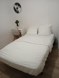Chambre à 20 minutes de Paris TOUR EIFFEL, APPARTEMENT COMMUN - 5