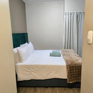 Atrium Oasis, Sandton - Johannesburg - 1