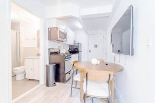 3BR 1BA Charmer Near Near Times Square & Broadway - New York - 7