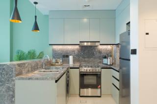 KeyRock Golf Gate - Stylish Retreat with Pool and Gym - 8