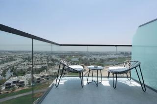 KeyRock Golf Gate - Stylish Retreat with Pool and Gym - 7