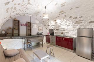 Belle Maison En Pierre Avec Piscine - Berrias Et Casteljau - 4