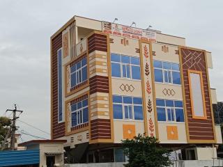 SRIVALLI Lodge - - 0