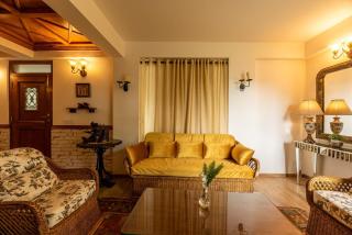 Lake View 2BHK close to mall road l Lake Daze - 7
