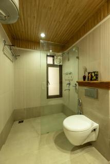 Lake View 2BHK close to mall road l Lake Daze - 6