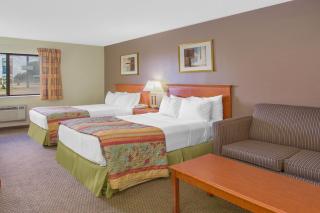 Days Inn by Wyndham Portage Cascade Mountain area - 7