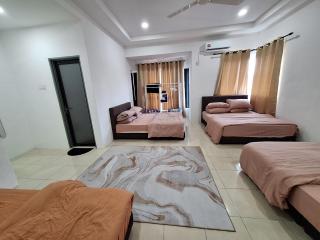 Zehra Villa Seri Iskandar with Private Pool - Seri Iskandar - 9