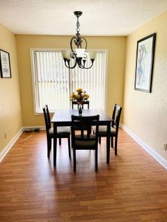 Sunshine Stay - Jacksonville - 1