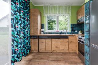 Zaciszny Dom HARALD - Taras & Ogrod - Wyspa Wolin by Noclegi Renters - Zastań - 2
