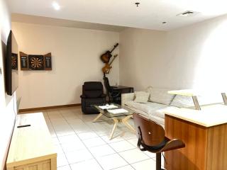 Stylish 1 bedroom apartment with full kitchen - 6