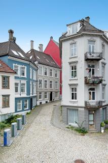 Charming Apartment, Walk to Everything in Bergen - Lii - 0