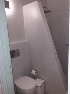 LoveLy Rooms in Perissa - - 5