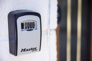 Welbeck House, close to Swansea Central - 0