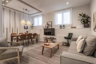Angri - 3 bedroom and terrace in Almagro - Madrid - 9