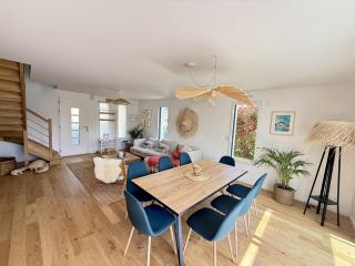 Maison neuve pour 8 - 500m plage du Rouvran - Le Tour-du-Parc - 8