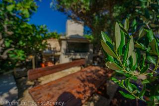Renato Lucy Waterfront Apartments- Family Friendly - Kustići - 4